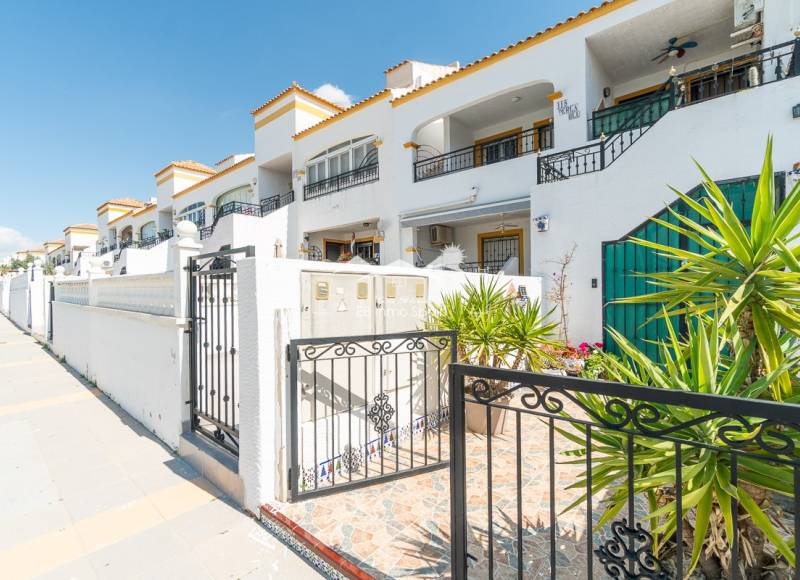 Apartamento - Segunda mano - Vistabella Golf - Entre Naranjos - Vistabella