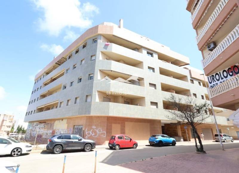 Apartment - Resale - Torrevieja - La Mata pueblo