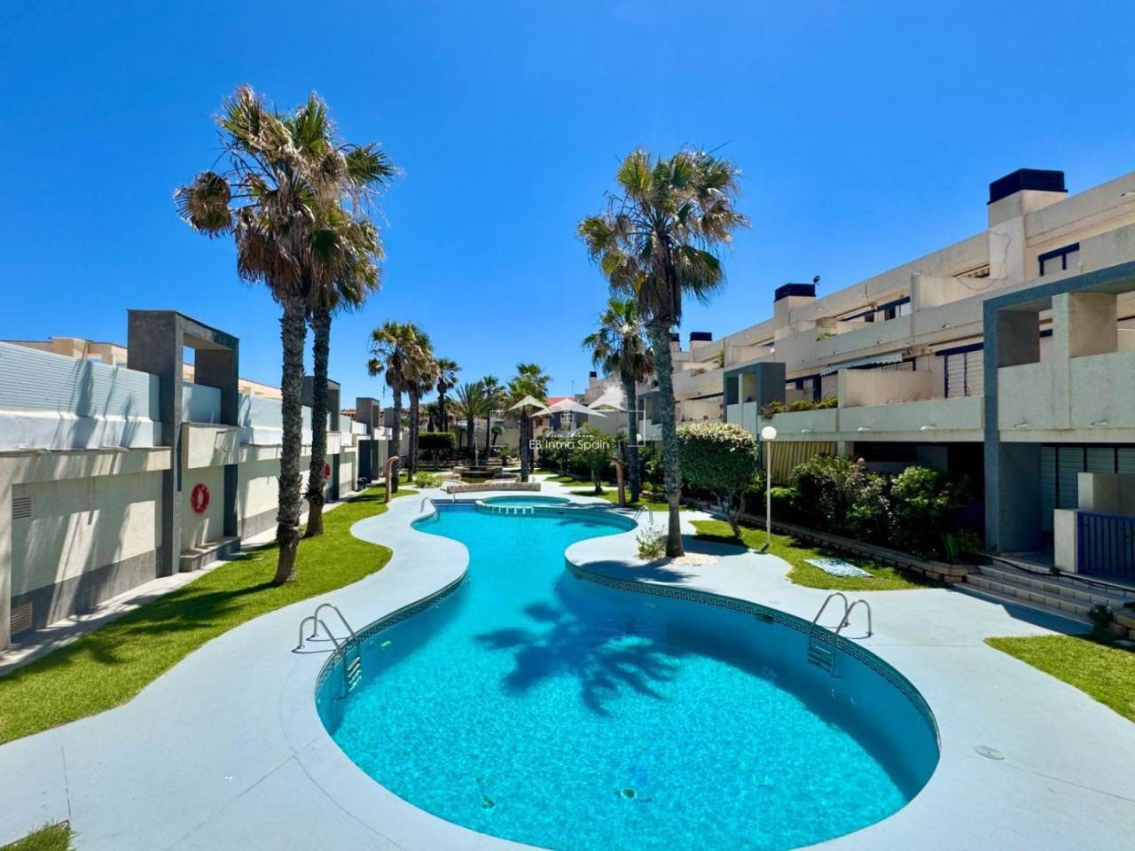 Apartments - Resale - Torrevieja - CBW-79884