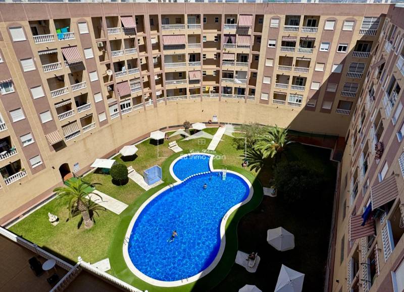 Ático - Segunda mano - Torrevieja - Centro
