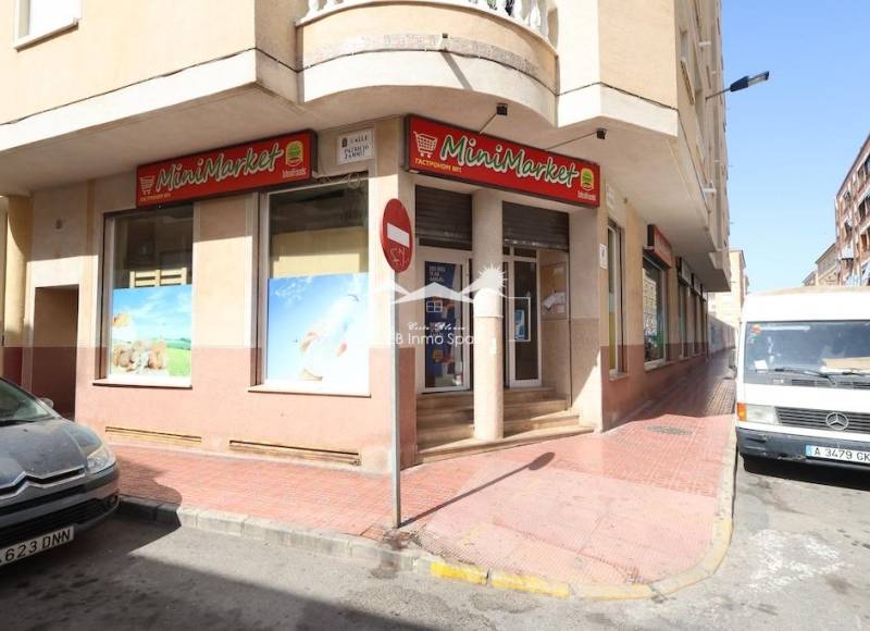 Commercial Unit - Seconde main - Torrevieja - Estacion de autobuses