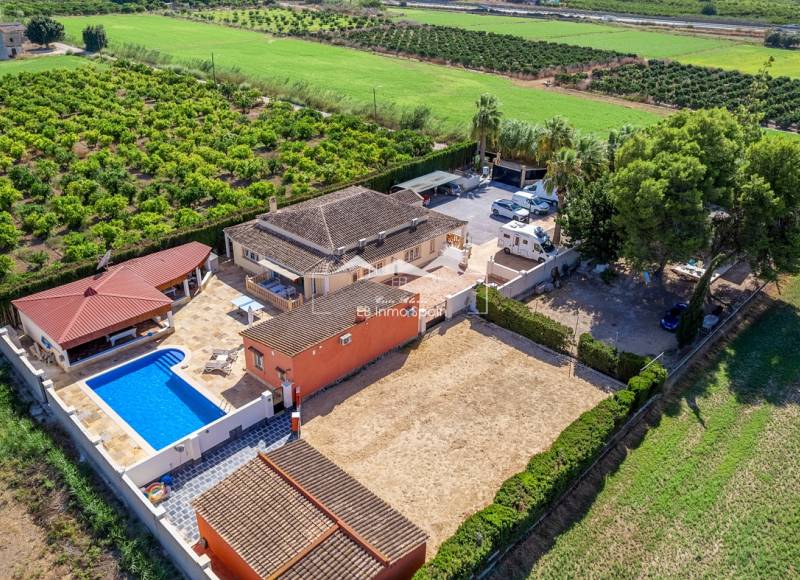Country estate - Resale - Almoradí - Las Heredades