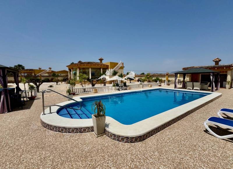 Finca / Country Property - Segunda mano - Catral - Catral