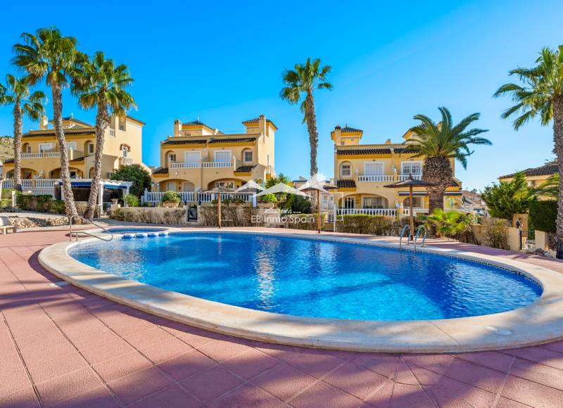 Semi-Detached - Seconde main - Benimar - Benimar