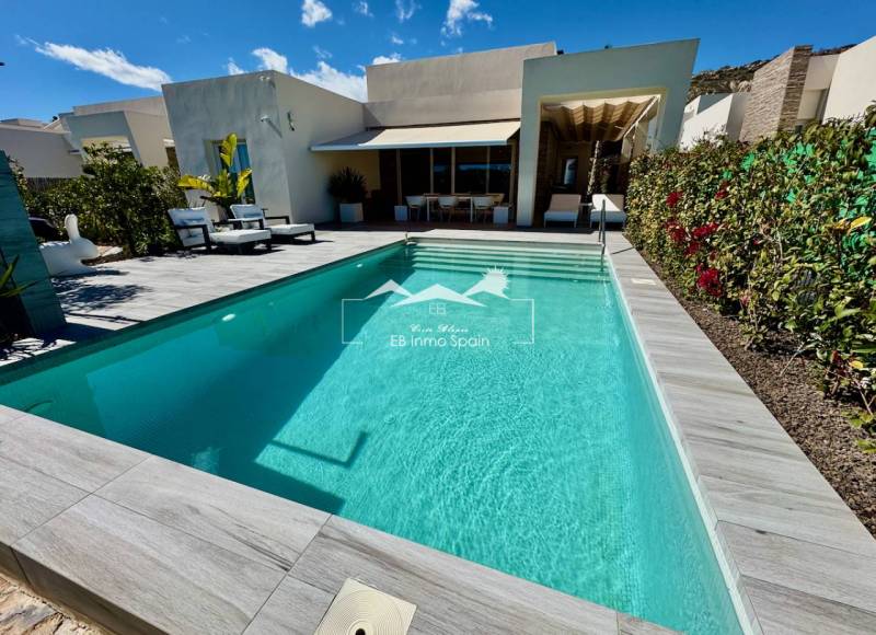 Villa - Resale - La Finca Golf - Algorfa