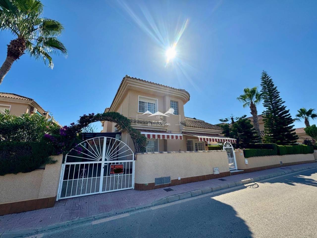 Villa - Resale - Torrevieja - I-77659