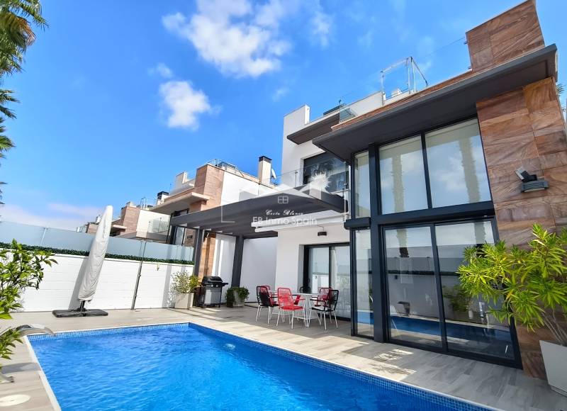 Villa - Segunda mano - Orihuela Costa - Lomas de Cabo Roig